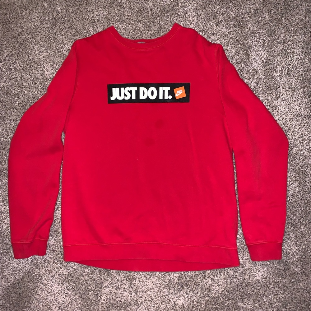 Nike “Just Do it” Crew Neck